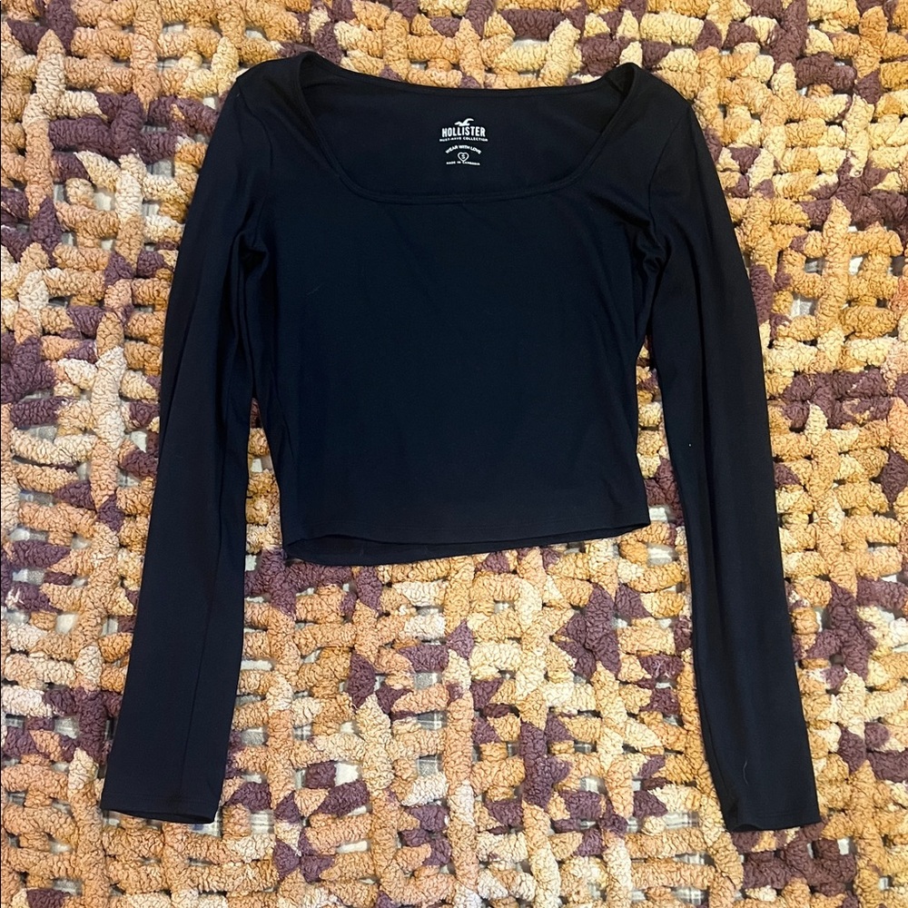 Hollister Women's Elegant Black Blouse